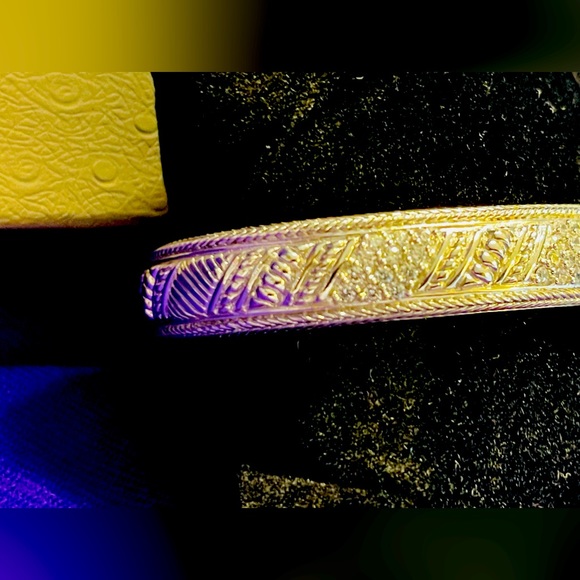 NWOT Judith Ripka Sterling Collection Diamonique Hinged Cuff Bracelet - Picture 4 of 6